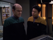 Filename=extant_StarTrek_VOY_5x25-Warhead_03269.jpg
Filesize=170KiB
Dimensions=1200x900
Date added=Nov 22, 2019 extant_StarTrek_VOY_5x25-Warhead_03269.jpg