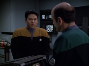 extant_StarTrek_VOY_5x25-Warhead_03366.jpg