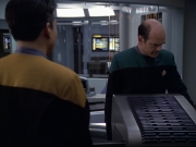 Filename=extant_StarTrek_VOY_5x25-Warhead_03400.jpg
Filesize=172KiB
Dimensions=1200x900
Date added=Nov 22, 2019 extant_StarTrek_VOY_5x25-Warhead_03400.jpg