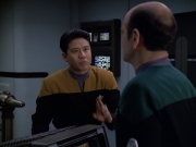 Filename=extant_StarTrek_VOY_5x25-Warhead_03406.jpg
Filesize=137KiB
Dimensions=1200x900
Date added=Nov 22, 2019 extant_StarTrek_VOY_5x25-Warhead_03406.jpg