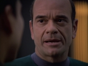 Filename=extant_StarTrek_VOY_5x25-Warhead_03442.jpg
Filesize=129KiB
Dimensions=1200x900
Date added=Nov 22, 2019 extant_StarTrek_VOY_5x25-Warhead_03442.jpg