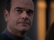 Filename=extant_StarTrek_VOY_5x25-Warhead_03492.jpg
Filesize=144KiB
Dimensions=1200x900
Date added=Nov 22, 2019 extant_StarTrek_VOY_5x25-Warhead_03492.jpg