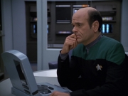 extant_StarTrek_VOY_5x25-Warhead_03609.jpg