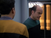 extant_StarTrek_VOY_5x25-Warhead_03630.jpg